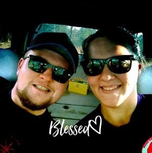 Meet your Posher, Hali